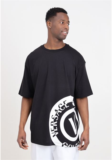 V-Emblem logo men's black t-shirt VERSACE JEANS COUTURE | 76GAHT05CJ00T899